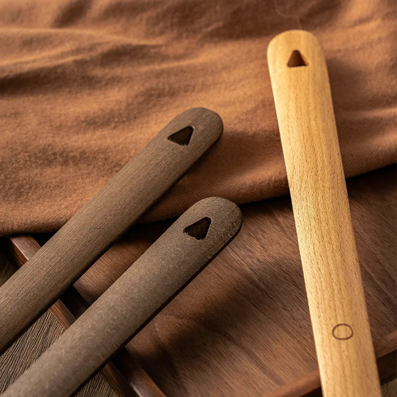 Ergonomic Walnut Magnetic Shoehorn | Wall Mount