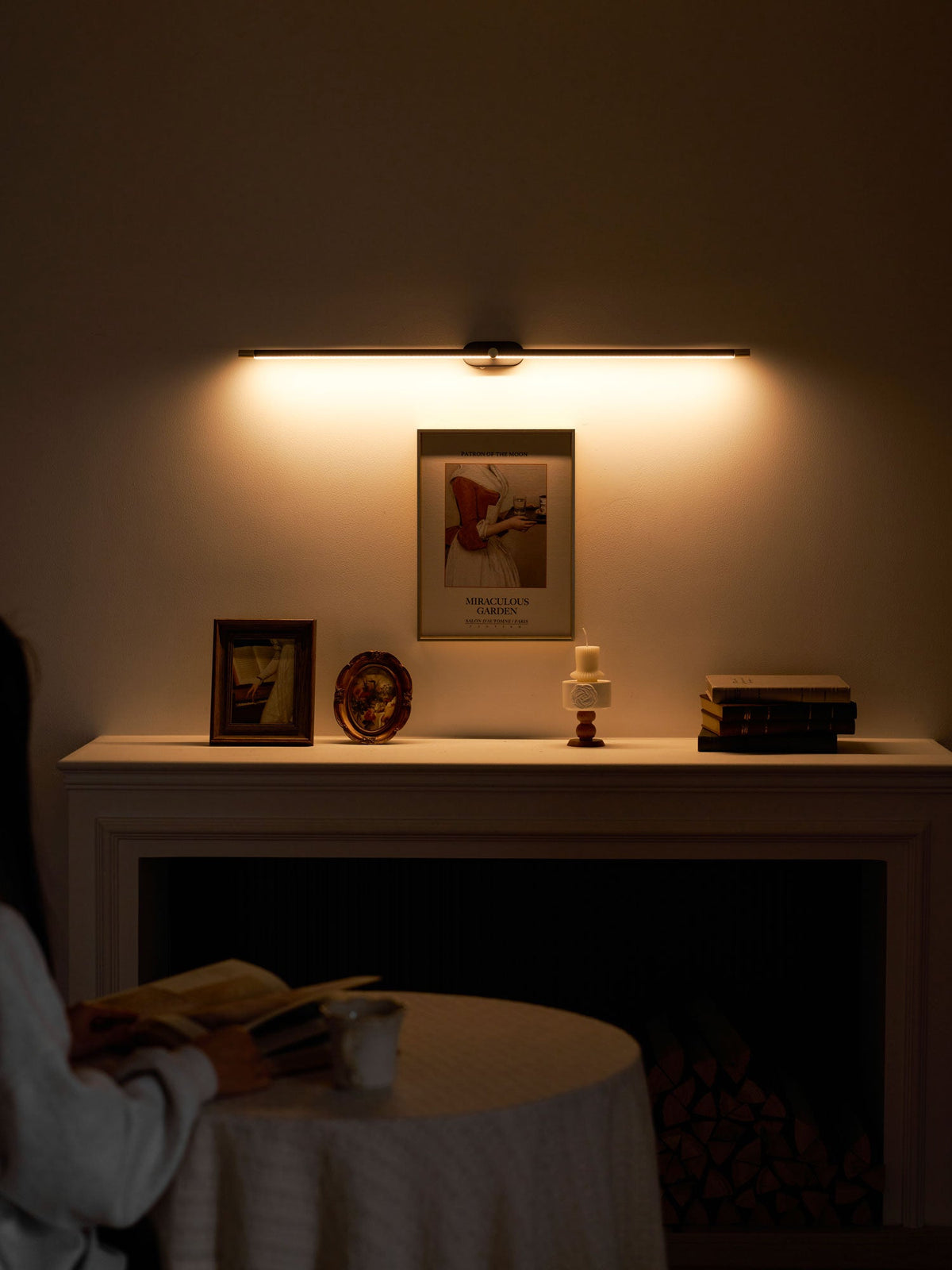 LED Wall Lamp Black Brass Linear Swivel | Modern