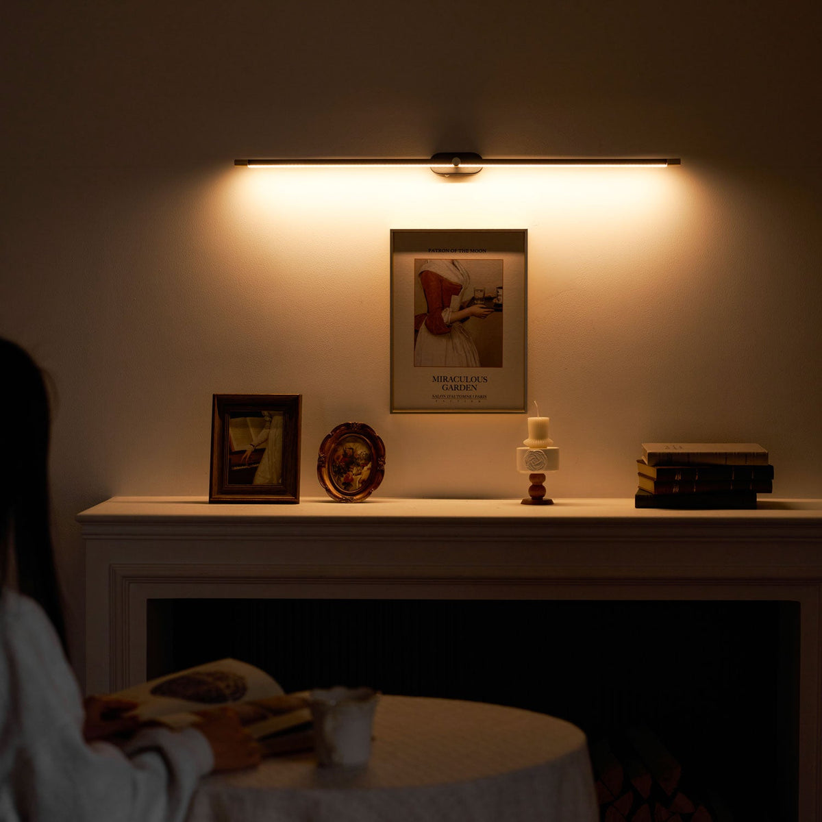 LED Wall Lamp Black Brass Linear Swivel | Modern