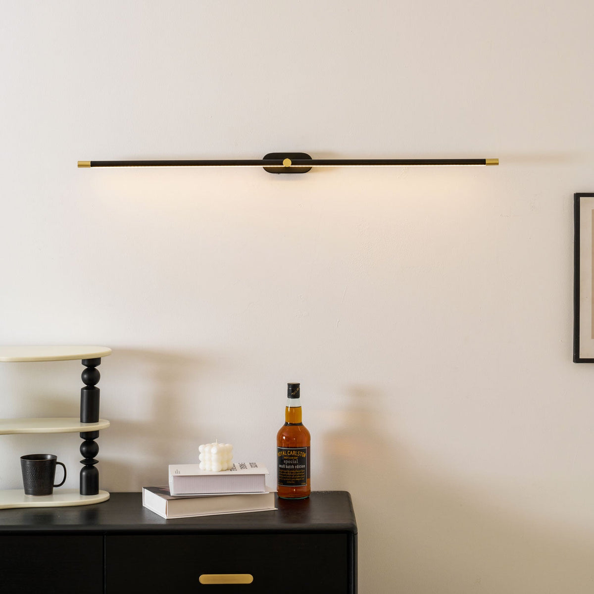 LED Wall Lamp Black Brass Linear Swivel | Modern