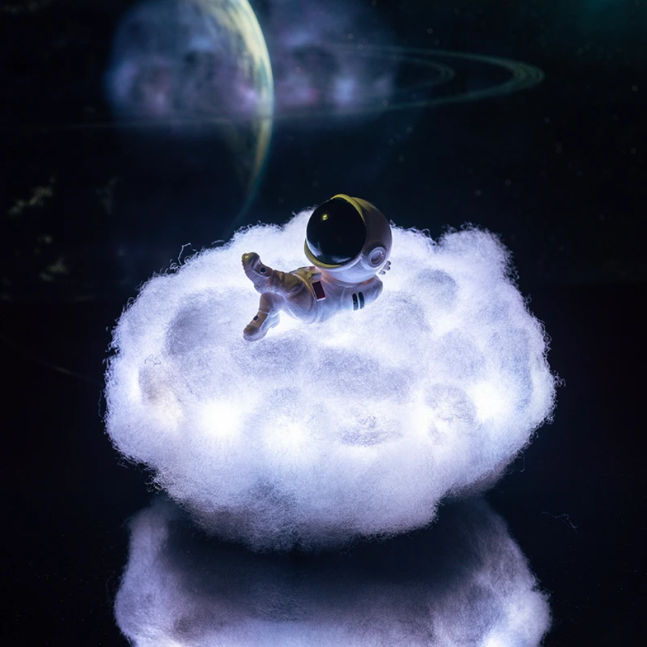 Decorative Lighting LED Astronaut Cloud Lamp | Night Light