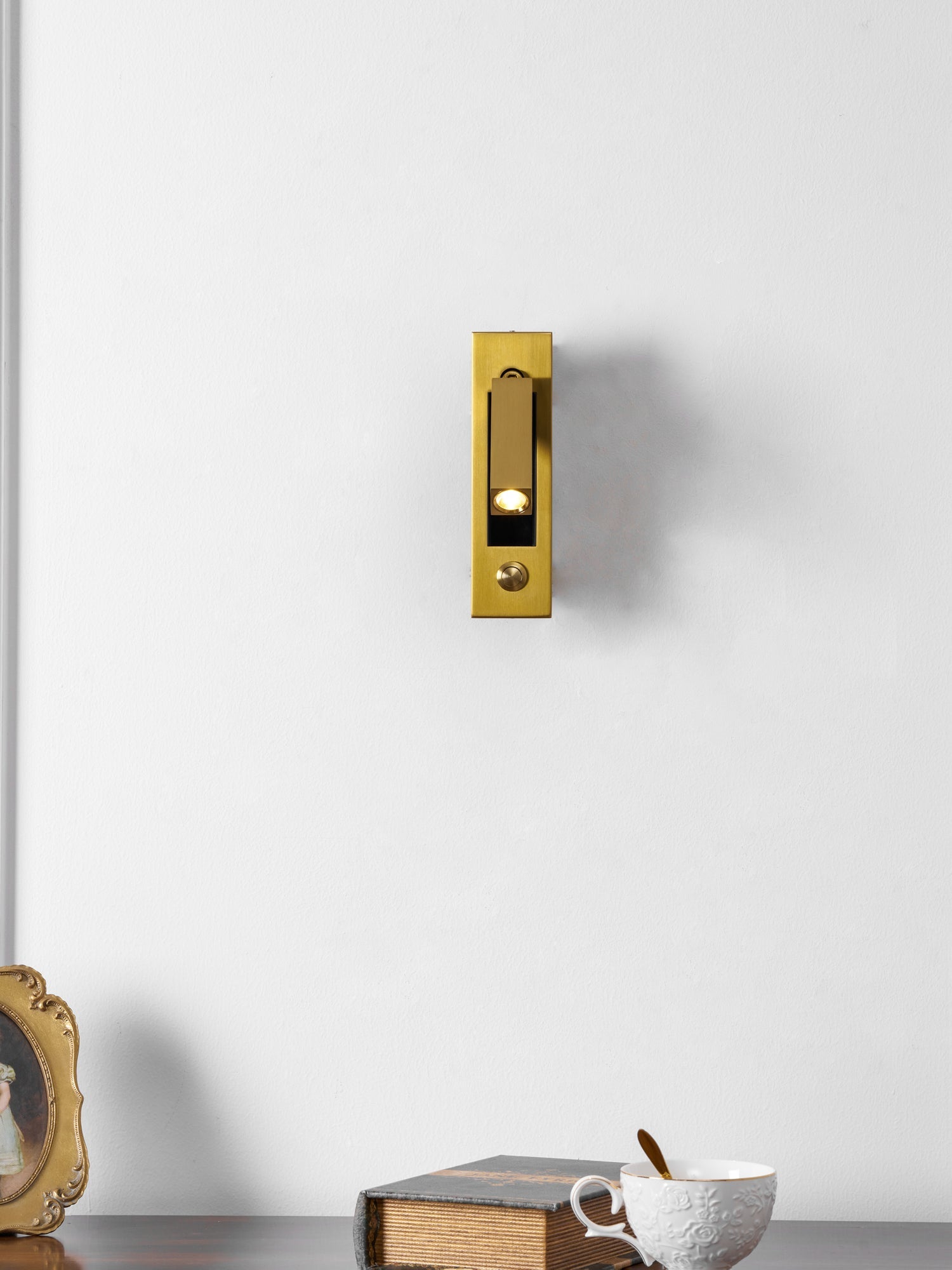 Wall Sconce LED Black Adjustable Spot Reading | Modern