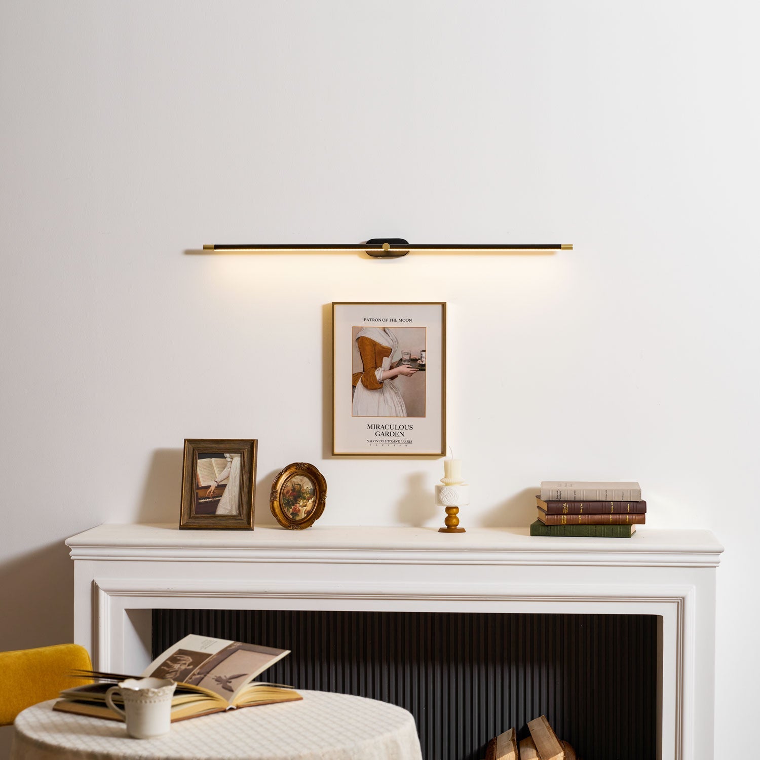 LED Wall Lamp Black Brass Linear Swivel | Modern