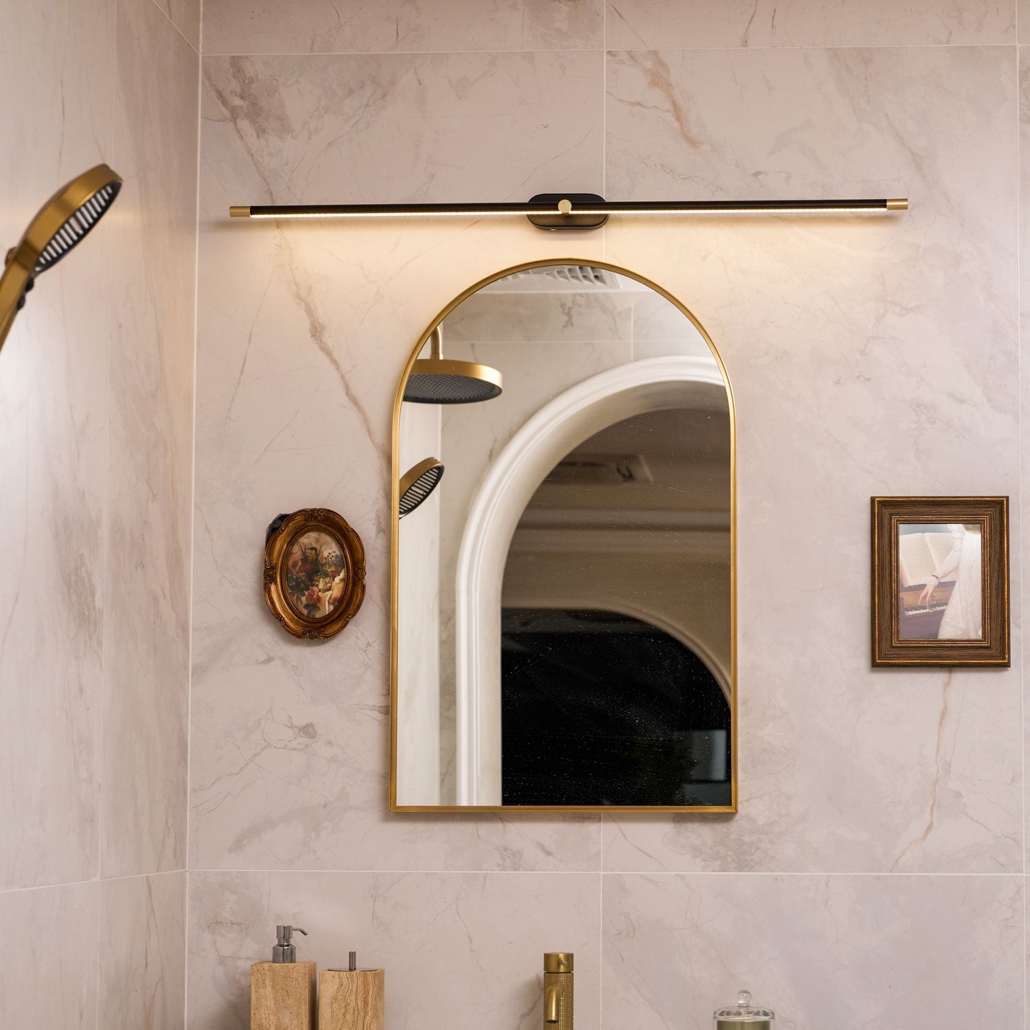 LED Wall Lamp Black Brass Linear Swivel | Modern