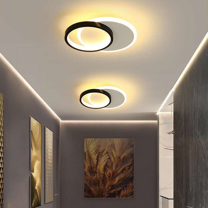 Ceiling Light with Overlapping Dual Rings | LED