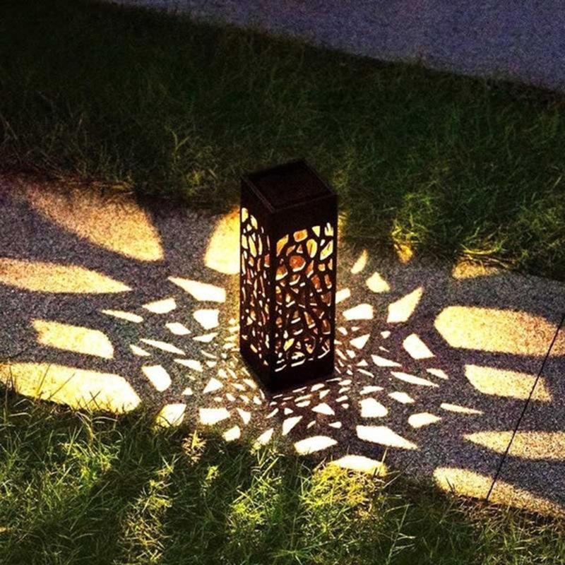 Landscape Lighting Solar LED Stake with Cutout Design | Outdoor