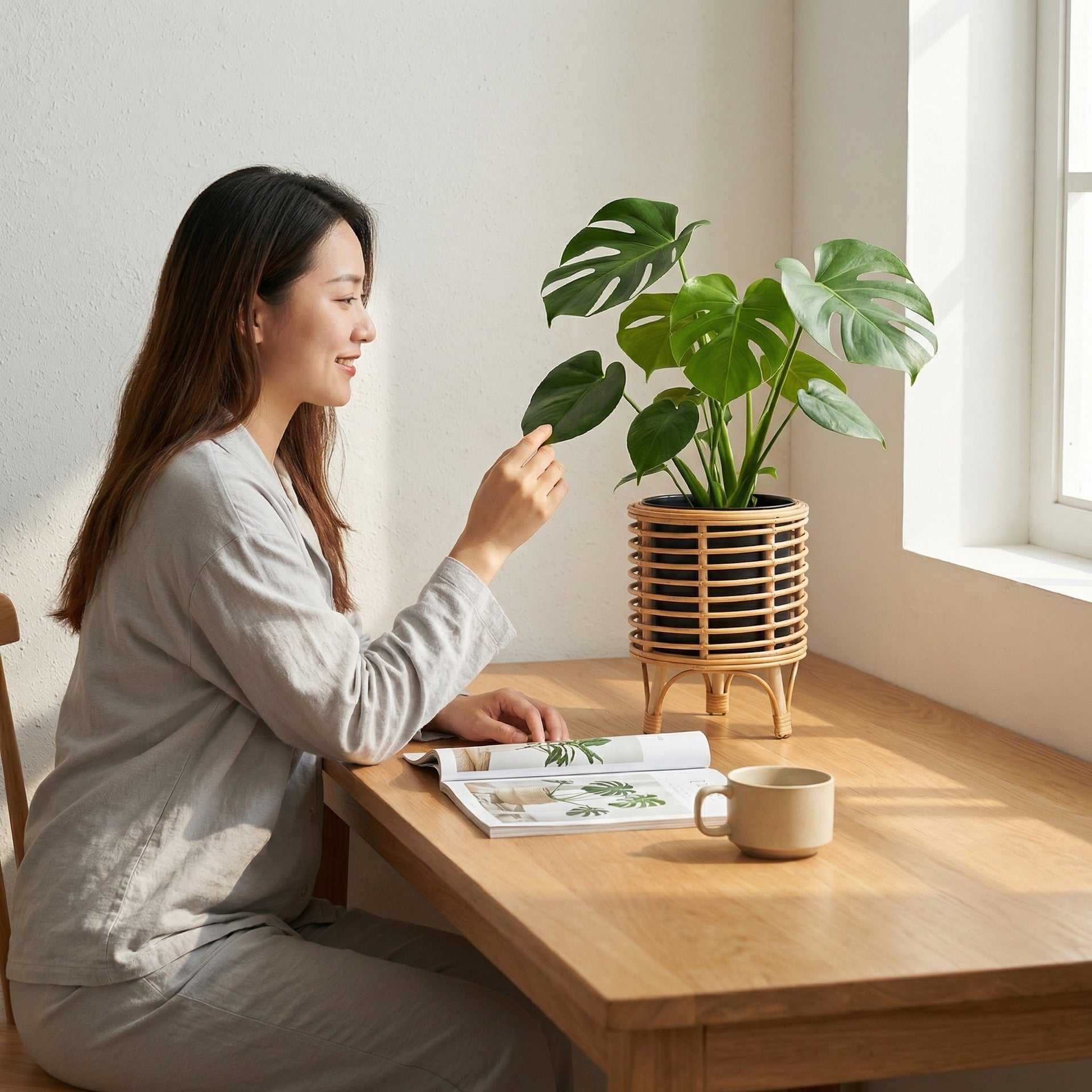 Plant Stand with Rattan Basket Design | Indoor & Garden